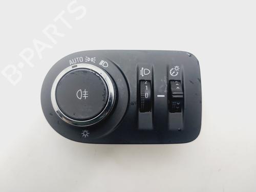 Used Headlight switch Headlight switch OPEL ASTRA K (B16) 1.4 Turbo (68) (150 hp) 32986106 32986106