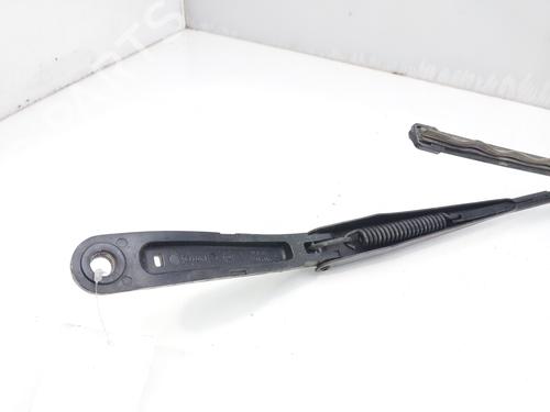 Front windshield wiper arm MERCEDES-BENZ M-CLASS (W164) ML 280 CDI 4-matic (164.120) | BP11511220C143 