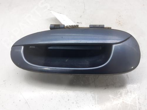 Used Rear left exterior door handle KIA SHUMA II (FB) 1.6 (101 hp) 7088969