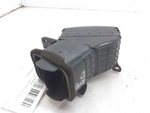 Air vent TOYOTA COROLLA Verso (ZER_, ZZE12_, R1_) 2.2 D-4D (AUR10_, AUR10R) | BP11649961I21 