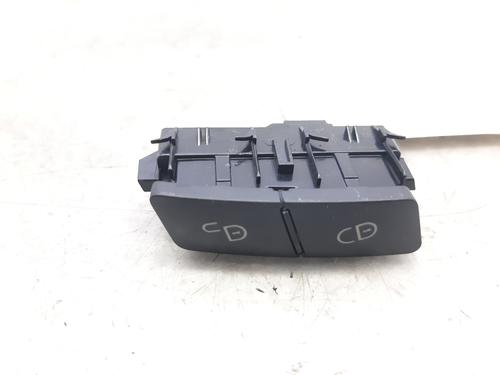 Used Switch MERCEDES-BENZ M-CLASS (W166) ML 350 BlueTEC 4-matic (166.024, 166.023) (258 hp) 11787688