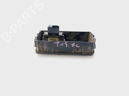 Right front window switch OPEL VECTRA C (Z02)  | BP27221828I26 