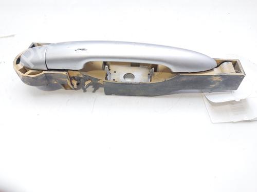 Used Rear left exterior door handle RENAULT CLIO III (BR0/1, CR0/1) 1.5 dCi (C/BR0G, C/BR1G) (68 hp) 12540143