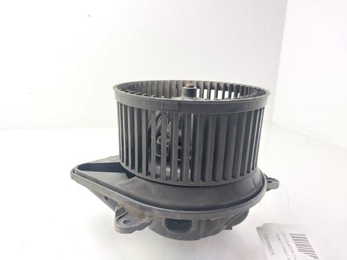 Heater blower motor RENAULT TRAFIC II Bus (JL) | BP32323195M62