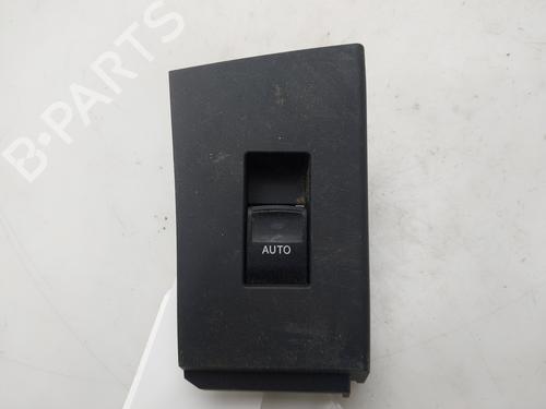 Venstre bagtil elrude kontakt Venstre bagtil elrude kontakt TOYOTA AURIS (_E18_) 1.8 Hybrid (ZWE186_, ZWE186R) (136 hp) 34371813 34371813