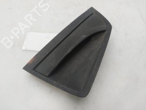 Used Rear right exterior door handle Rear right exterior door handle 38712412 38712412