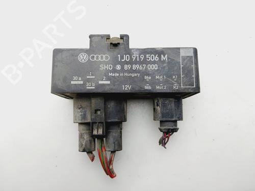 Used Electronic module SEAT IBIZA III (6L1) [2002-2009]  31143247