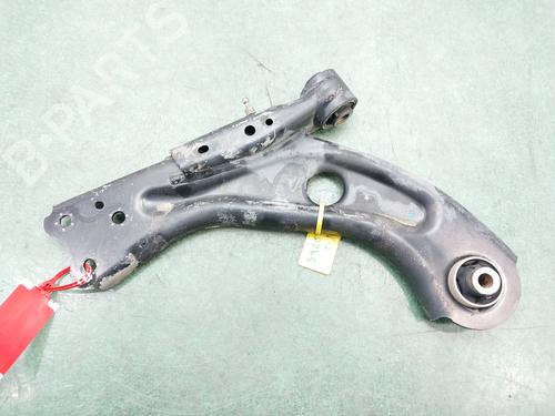 Used Right front suspension arm Right front suspension arm PEUGEOT 308 SW II (LC_, LJ_, LR_, LX_, L4_) [2014-2021] 22552700 22552700