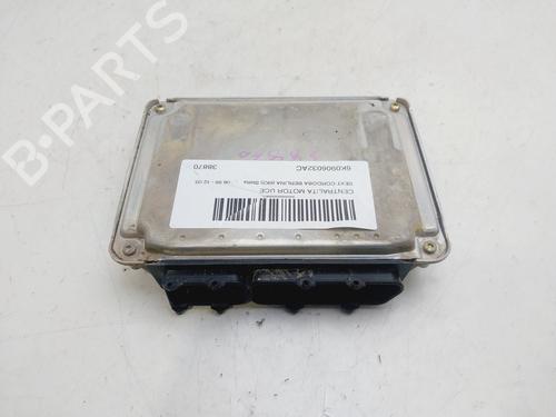 Used Engine control unit (ECU) Engine control unit (ECU) SEAT CORDOBA (6K1, 6K2) [1993-2002] 40022030 40022030