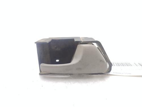 Used Front right interior door handle VW GOLF III (1H1) 1.8 (90 hp) 23139096