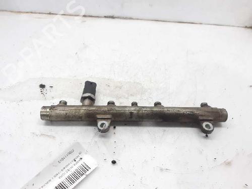 Used Injection rail RENAULT MEGANE I (BA0/1_) 1.9 dCi (BA05, BA1F) (102 hp) 6248658
