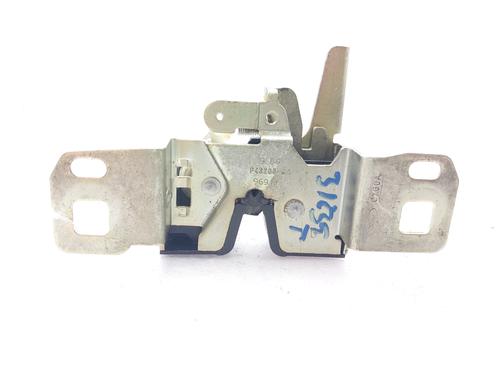 Tailgate lock FORD MONDEO II Saloon (BFP) 1.8 i | BP13259137C101 