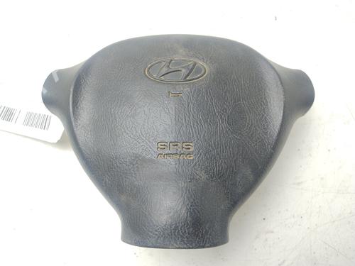 Used Driver airbag HYUNDAI SANTA FÉ I (SM) 2.0 CRDi (113 hp) 29062284