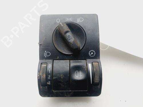 Interruttore luci OPEL COMBO Box Body/MPV 1.3 CDTI 16V (69 hp) 31968272