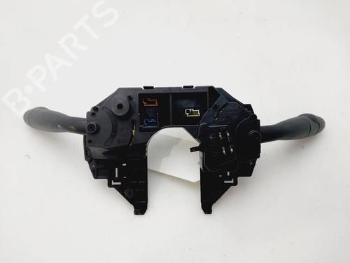 Steering wheel controls CITROËN C4 I (LC_) | BP31017064E15