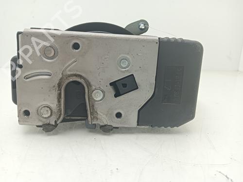 Zamek drzwi tylnych lewych OPEL VIVARO A Van (X83)  | BP22397035C100