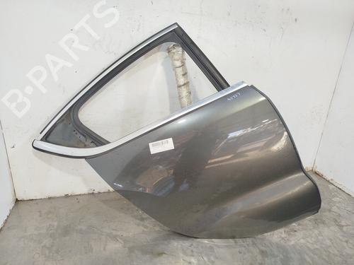 Used Right rear door Right rear door 37513911 37513911