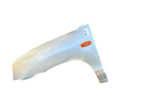 Used Left front fenders HYUNDAI SANTA FÉ I (SM) 2.0 CRDi (113 hp) 29953424