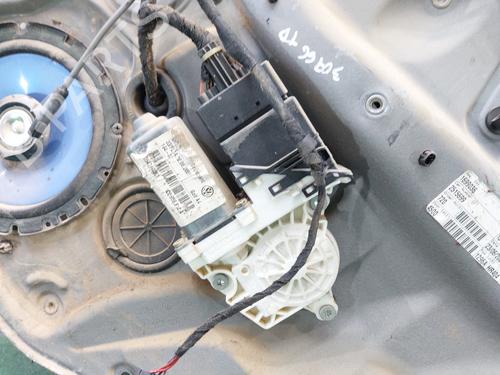 Rear right window mechanism VW GOLF IV (1J1) 1.9 SDI | BP13326647C25 