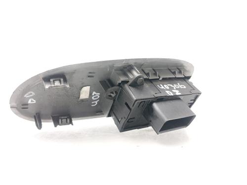 Left front window switch CHRYSLER VOYAGER IV (RG, RS) 2.5 CRD | BP30831454I27