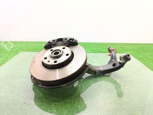 Venstre Styrespindel Lejehus VW PASSAT B5.5 Variant (3B6) 1.9 TDI (101 hp) 28974054