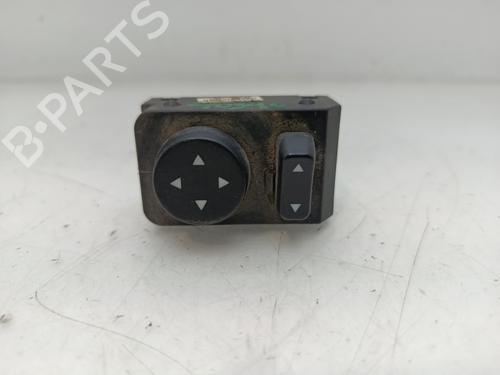 Spejlkontakt FIAT PUNTO EVO (199_) 1.3 D Multijet (199AXC1A, 199BXC1A, 199AXT1A, 199BXT1A) (75 hp) 30870821