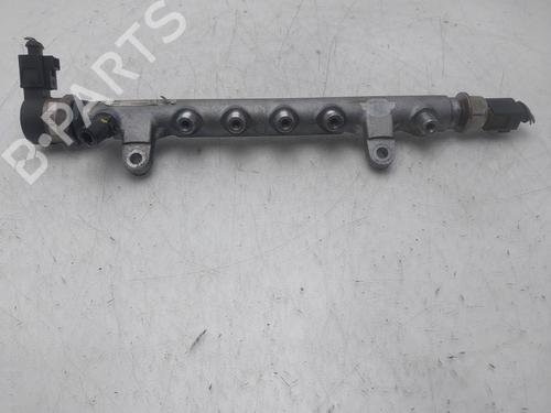 Used Injection rail Injection rail 38648275 38648275