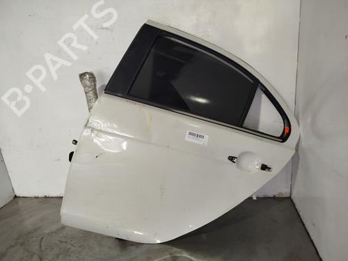 Dør venstre bagtil MITSUBISHI LANCER VIII Sportback (CX_A) 2.0 DI-D (CX8A) (140 hp) 31608876