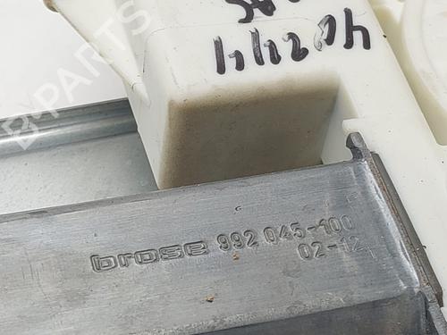 Alzavetro posteriore destra TOYOTA COROLLA (_E12_) 1.6 VVT-i (ZZE121_, ZZE121R) | BP30847163C25