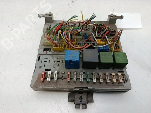 Used Fuse box PEUGEOT 205 II (20A/C) [1987-2000]  31373558