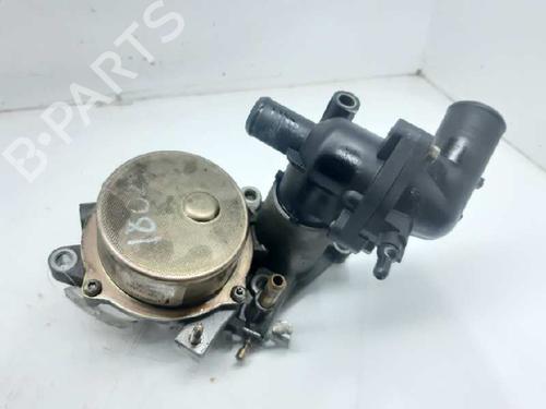 Used Vacuum pump FORD MONDEO III Saloon (B4Y) 2.0 TDCi (130 hp) 4689197