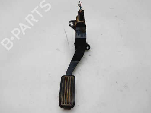 Used Pedal TOYOTA YARIS (_P9_) 1.4 D-4D (NLP90_, NLP90R) (90 hp) 30497919