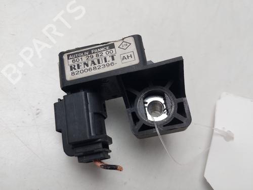 Used Electronic sensor Electronic sensor RENAULT MEGANE II (BM0/1_, CM0/1_) [2001-2012] 35929700 35929700