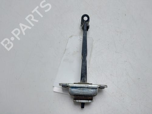 hingedoor-check-strap-kia-sportage-ii-je_-km_-2004-2005-2006-2007-2008-2009-2010-2011-37605125 main image