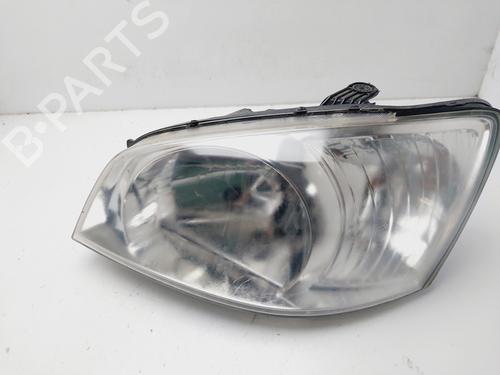 Used Left headlight HYUNDAI GETZ (TB) 1.1 (63 hp) 19105179