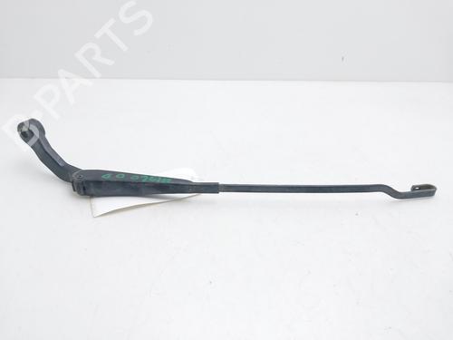 Used Front windshield wiper arm Front windshield wiper arm 37149190 37149190