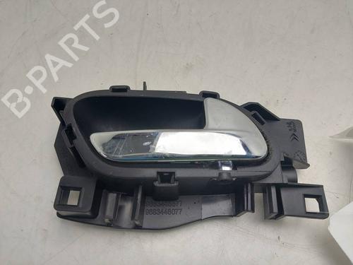 Used Rear right interior door handle Rear right interior door handle PEUGEOT 5008 (0U_, 0E_) [2009-2017] 39707542 39707542