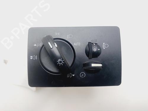 Used Headlight switch FORD FOCUS C-MAX (DM2) [2003-2007]  32162990