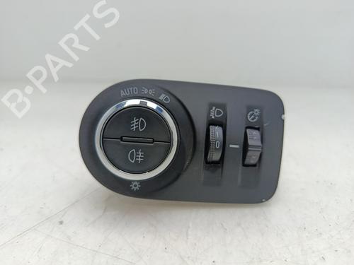 Used Headlight switch OPEL ASTRA K Sports Tourer (B16) [2015-2022]  31928325
