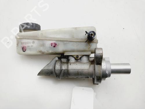 Hovedbremsecylinder RENAULT FLUENCE (L3_) 1.5 dCi (L30D, L30L, L306, L33F, L33L, L33M, L33V, L33W) (110 hp) 31608505