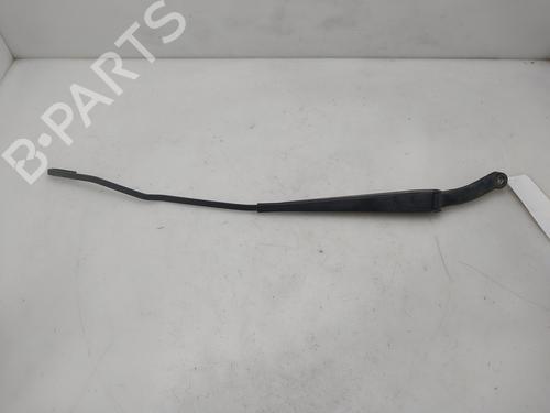 Used Front windshield wiper arm Front windshield wiper arm 37465625 37465625