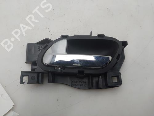 Used Rear left interior door handle Rear left interior door handle PEUGEOT 308 SW I (4E_, 4H_) 1.6 HDi (92 hp) 33219160 33219160