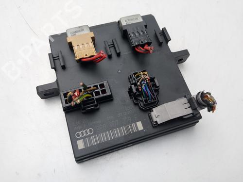 Używane Moduł elektroniczny Moduł elektroniczny AUDI A4 B6 (8E2) 1.9 TDI (130 hp) 35954728 35954728