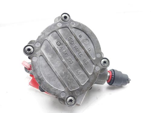 Vacuum pump MERCEDES-BENZ C-CLASS Coupe (CL203) C 220 CDI (203.708) | BP17900648M80 