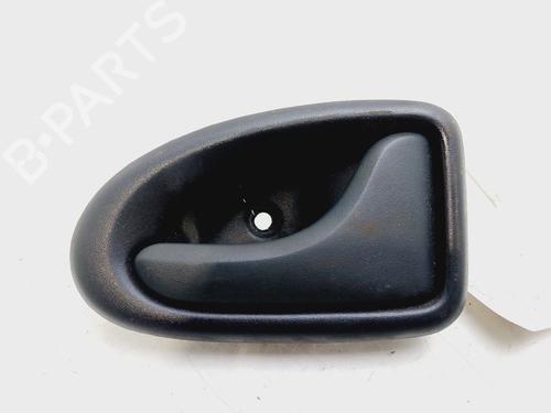 Used Front right interior door handle RENAULT MEGANE I (BA0/1_) 1.4 e (BA0E, BA0V) (75 hp) 26594701
