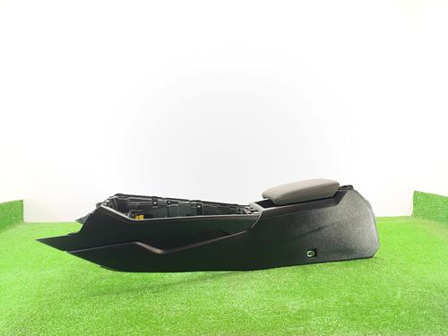 Used Armrest / Center console AUDI A4 B9 (8W2, 8WC) 30 TDI (122 hp) 29555410