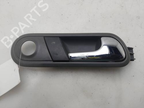 Used Front right interior door handle Front right interior door handle 38533773 38533773