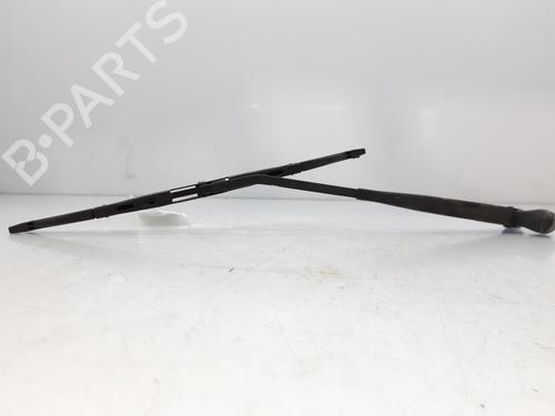 Used Rear windshield wiper arm SUZUKI GRAND VITARA I (FT, HT) 2.0 HDI 110 16V 4x4 (SQ420D, TD83V) (109 hp) 10519074
