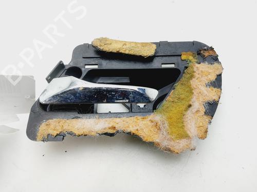 Used Front left interior door handle MERCEDES-BENZ C-CLASS (W202) C 250 D (202.125) (113 hp) 32348350