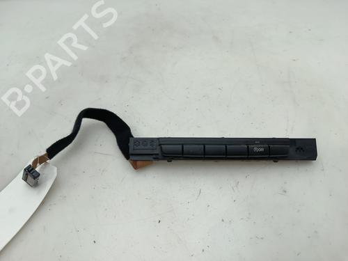 Kombi Kontakt / Stilkkontakt BMW 1 (E87) 118 d (143 hp) 31139384